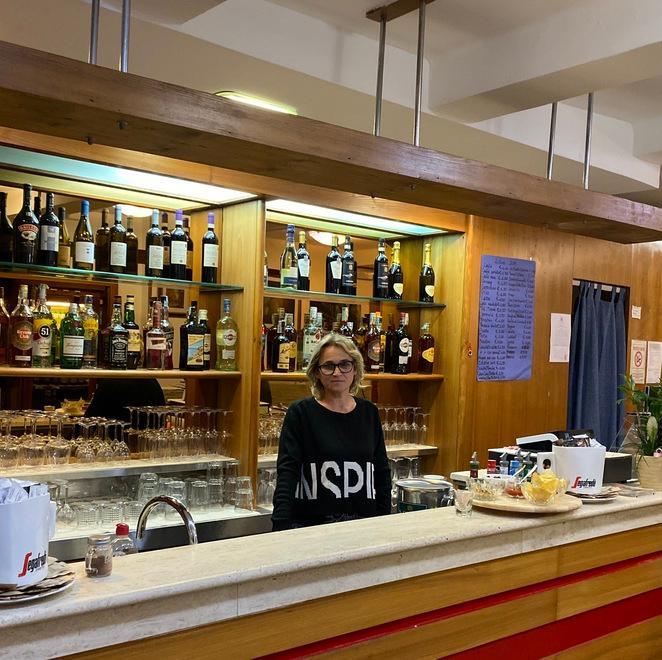 Merende letterarie musica e mojito: al Dream bar i sogni di Manuela 