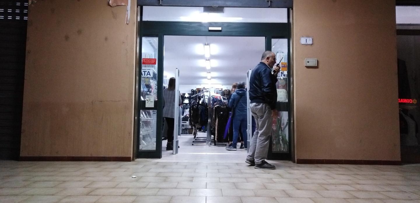 I carabinieri stringono il cerchio intorno al rapinatore di Amas