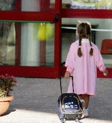 Alunni maltrattati, le due maestre di Budoni verso il processo