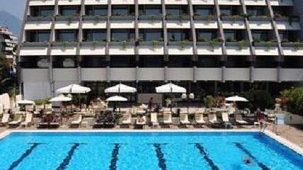 Il giudice blocca l’asta: tutto da rifare per il Dune Hotel