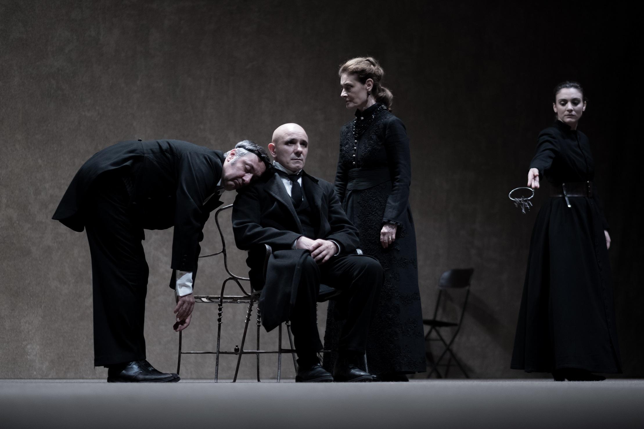 Da Macbettu a Cechov: Serra stupisce ancora 