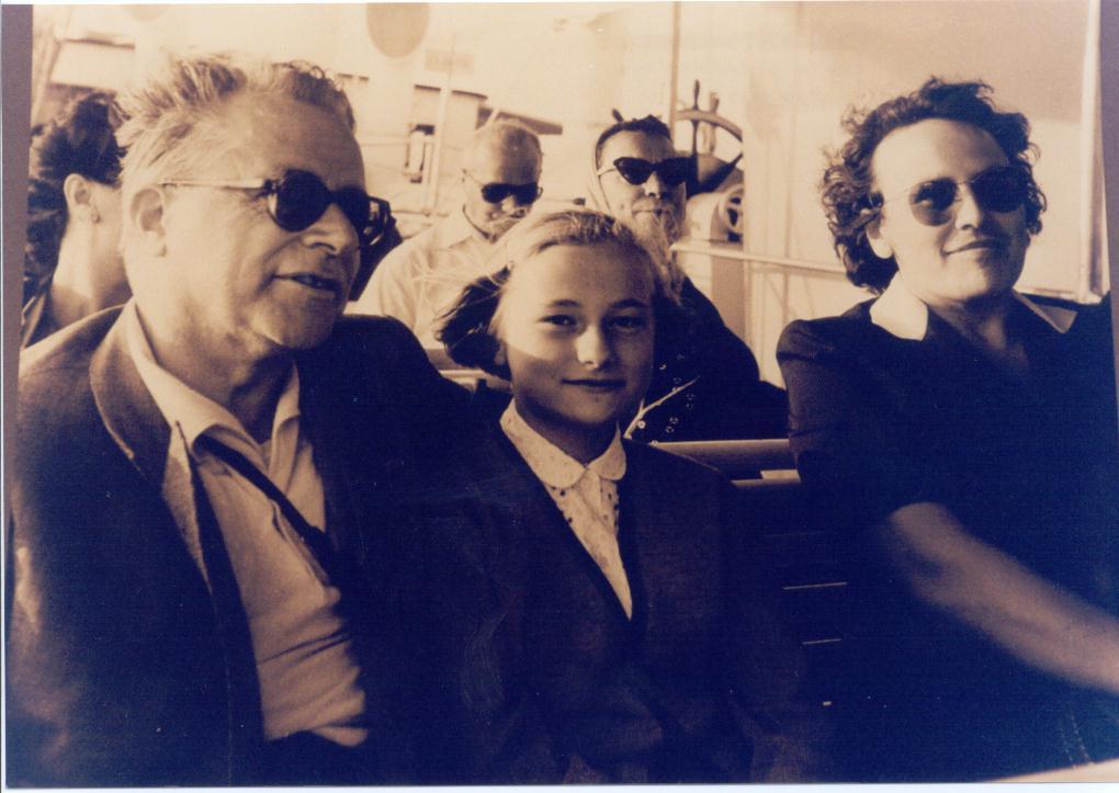 Palmiro Togliatti, la figlia Marisa Malagoli Togliatti e Nilde Iotti