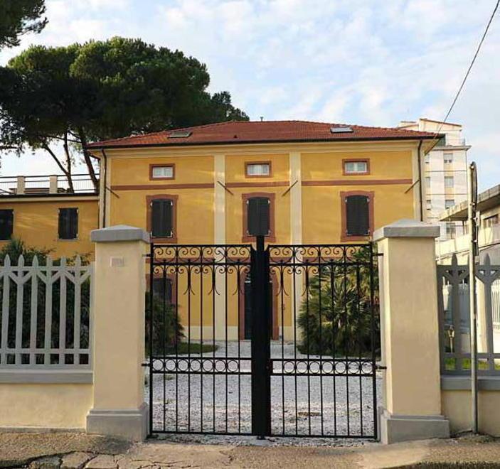 Ex caserme e case cantoniere: le “occasioni” di Palazzo Ducale 