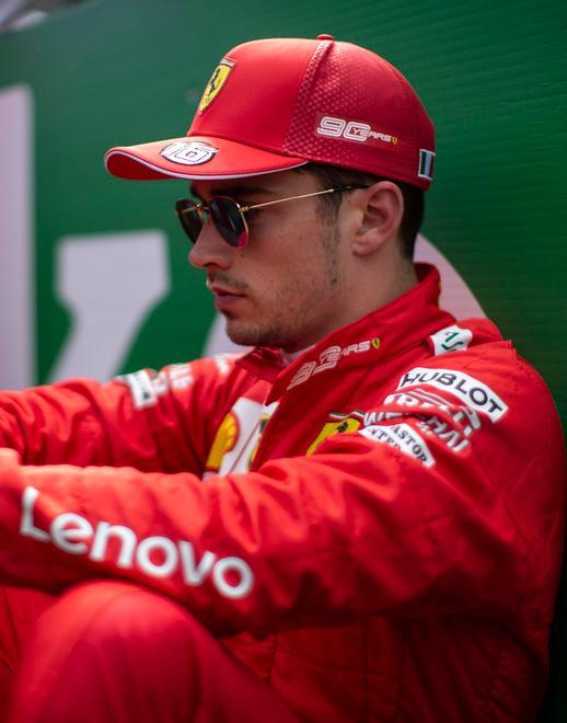 Beffa Leclerc: danni al motore perde dieci posti in griglia «Ma qui mi ispiro a Senna...»