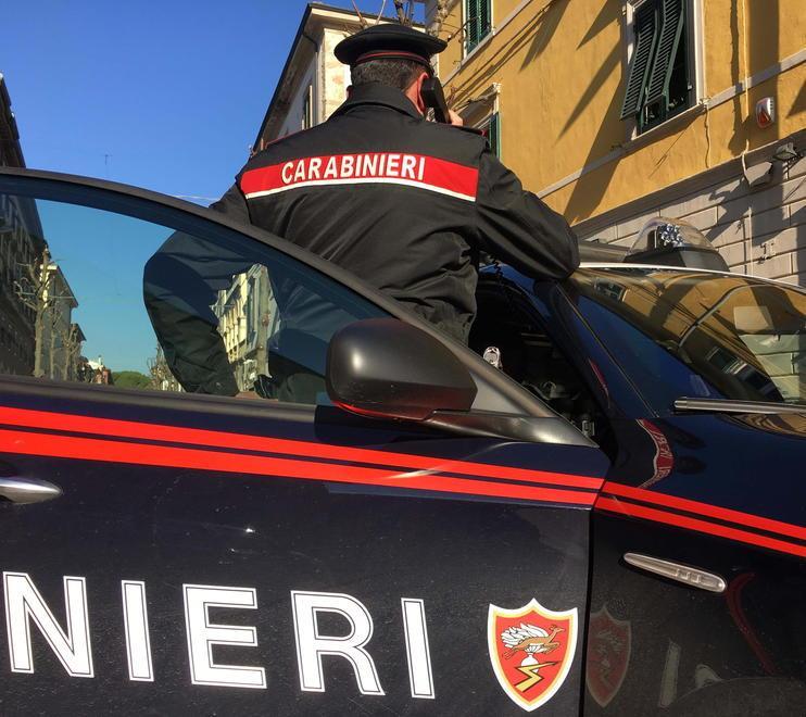 Preso a rubare su un’auto arrestato dai carabinieri per furto aggravato 