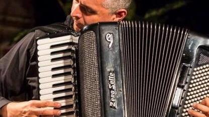 Talenti locali e dal mondo al teatro di Collesalvetti: parte la stagione «Spettacoli gratis»