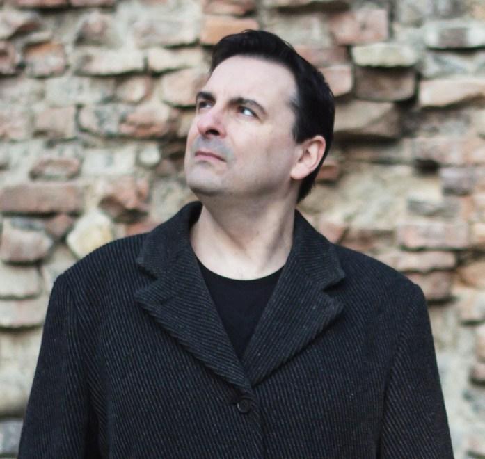 “Resistenza elettrica”, letture di Max Collini, Bertoldi e Raspini 