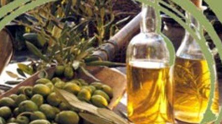 L’olio extravergine d’oliva è la “vitamina” della bellezza