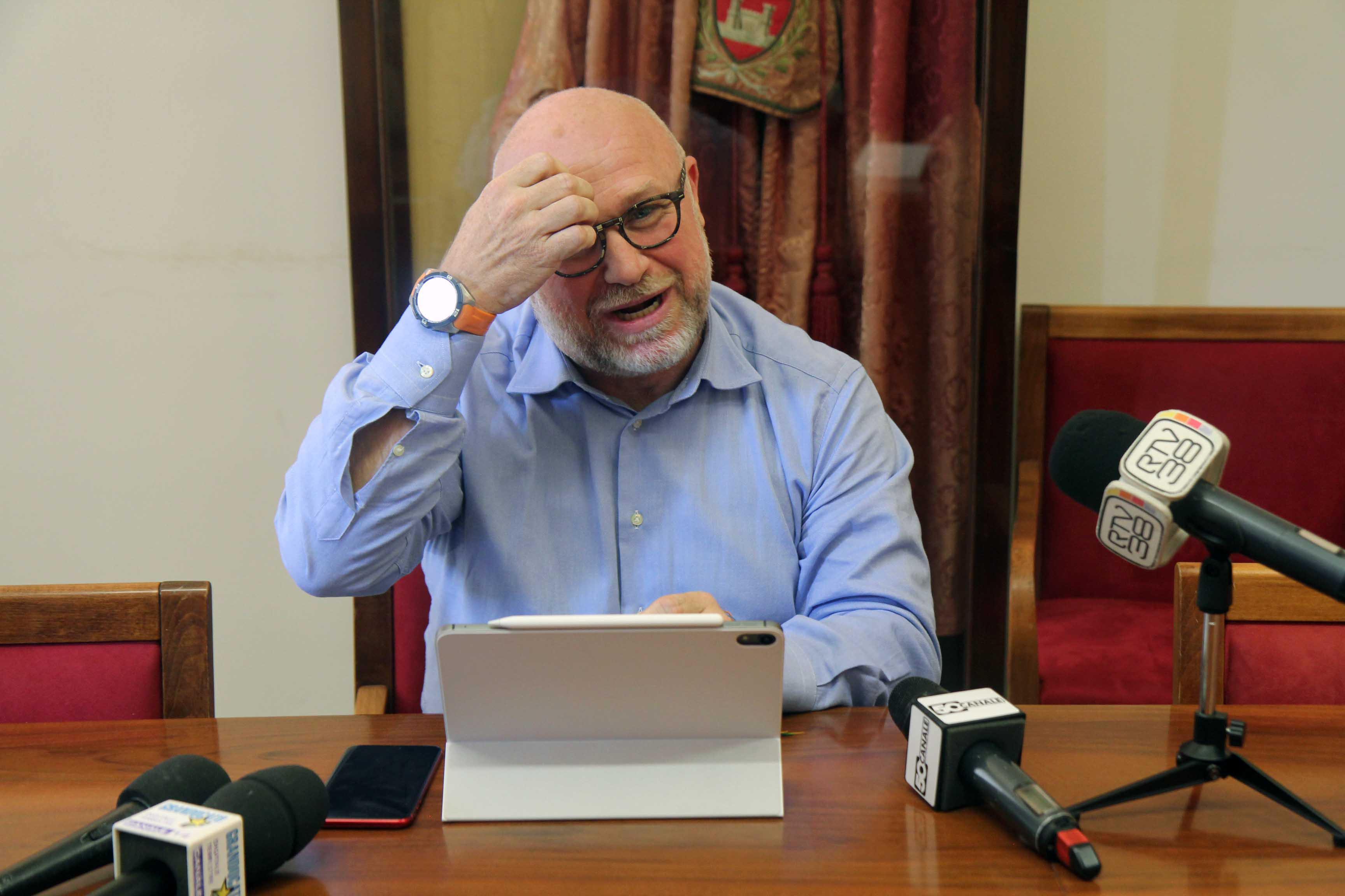 E Filippo Nogarin torna a scherzare sull’alluvione