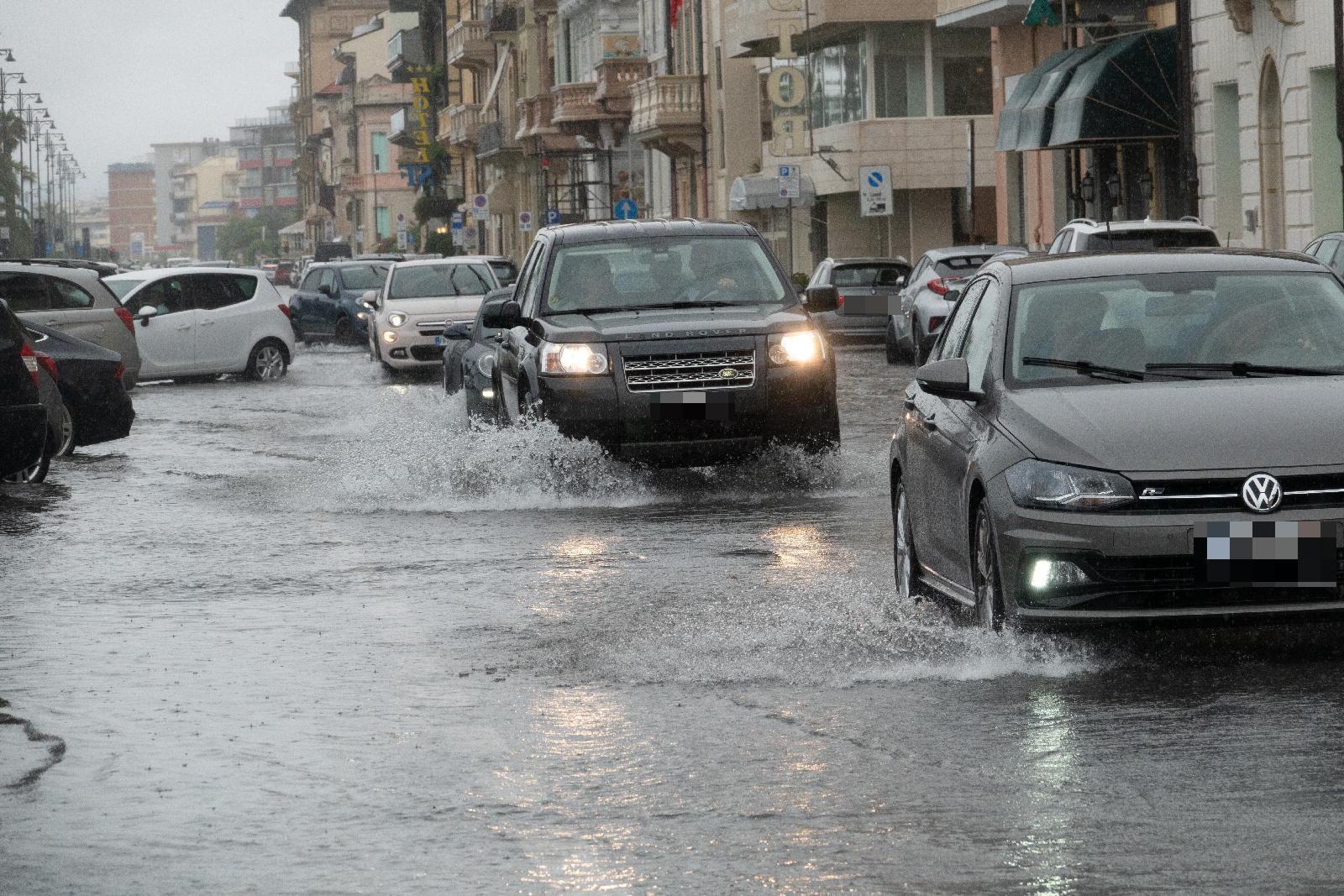 Maltempo a Viareggio