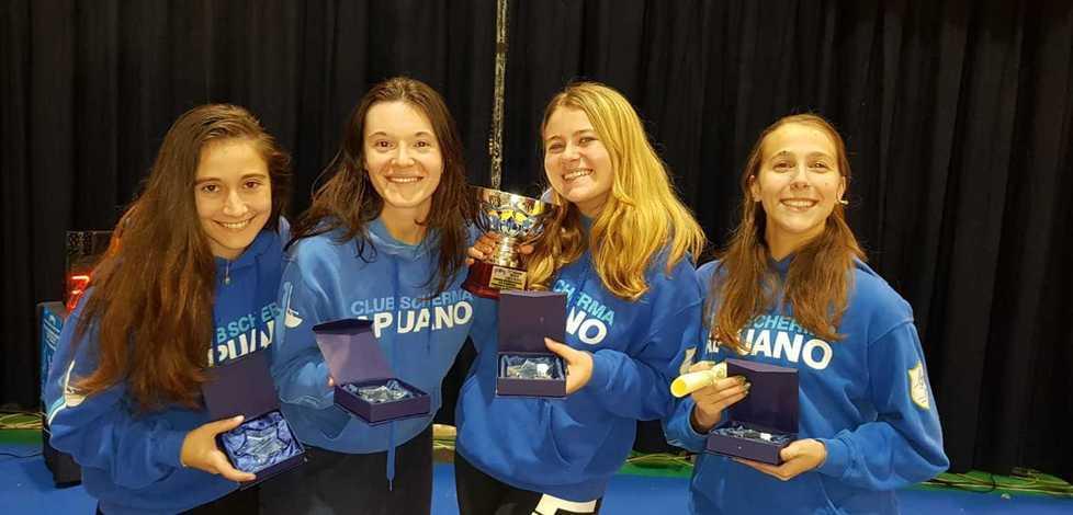 Quarto posto finale nella spada femminile del Club Apuano al trofeo di Genova