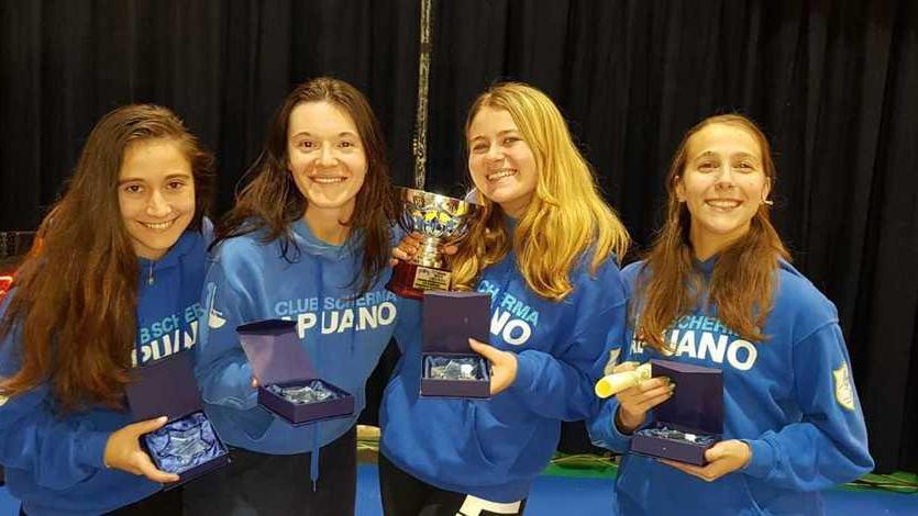 Quarto posto finale nella spada femminile del Club Apuano al trofeo di Genova