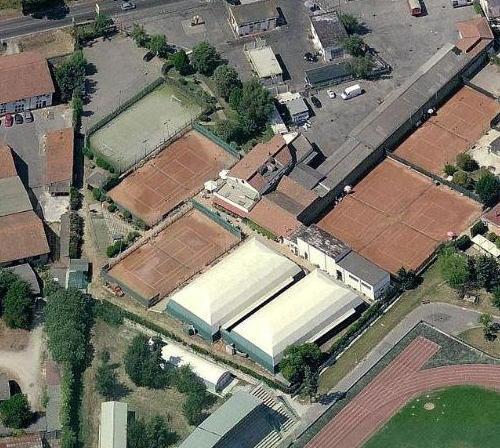 Bando per la concessione dello storico “Tennis Club” 