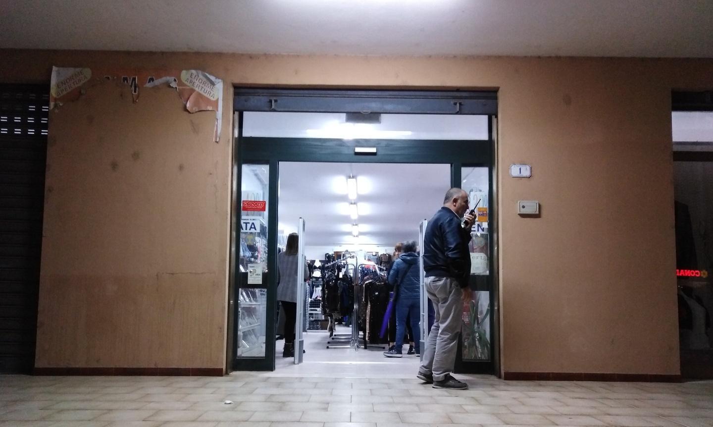 Continua la caccia al rapinatore “seriale”