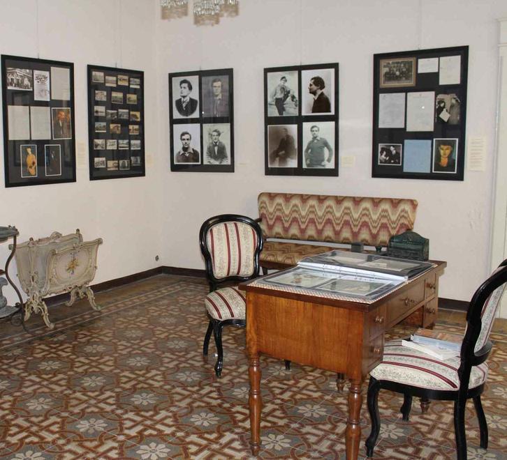 Stanze di Amedeo Modigliani, viaggio speciale nelle casa natale dell’artista 