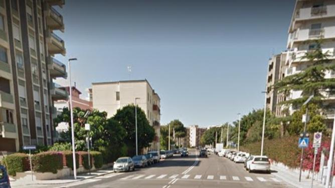 Una 69enne investita sulle strisce pedonali a Cagliari