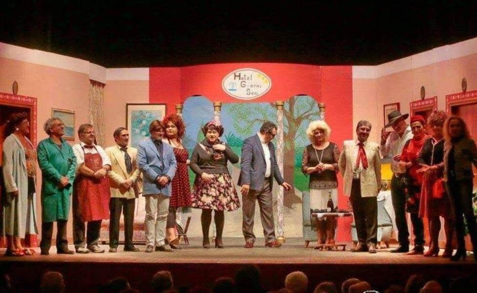 Risate con il teatro dialettale