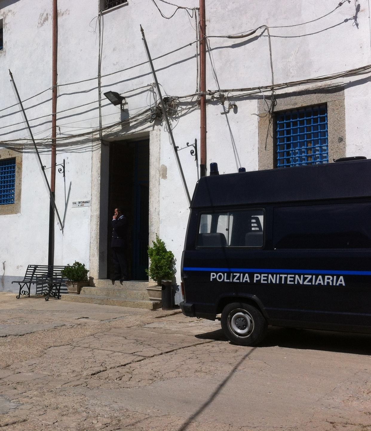 Lanusei, il sindaco Burchi «Il carcere non chiuderà» 