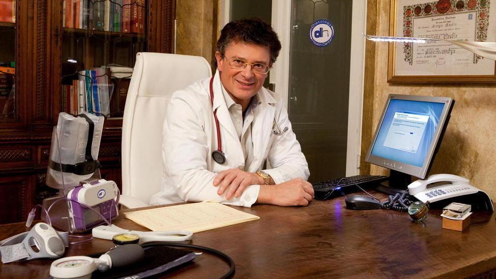 Farmaci proibiti per dimagrire: indagata la moglie del dietologo