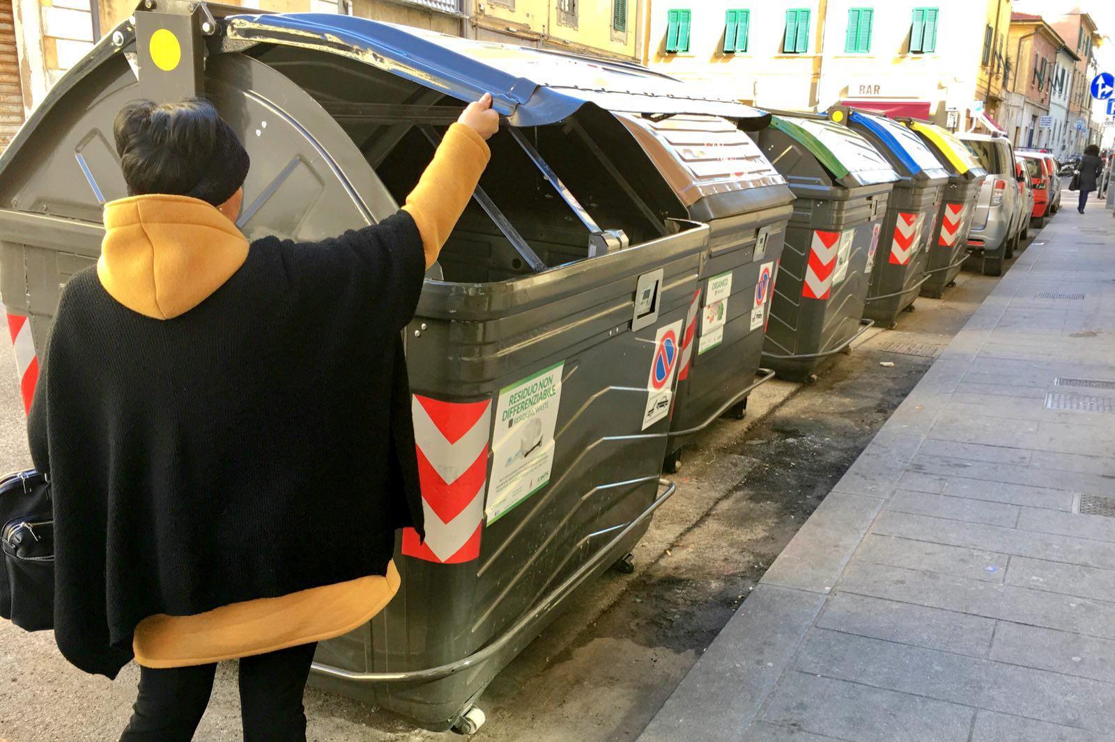 Dietrofront sul porta a porta, così si creano cittadini di serie A e B 