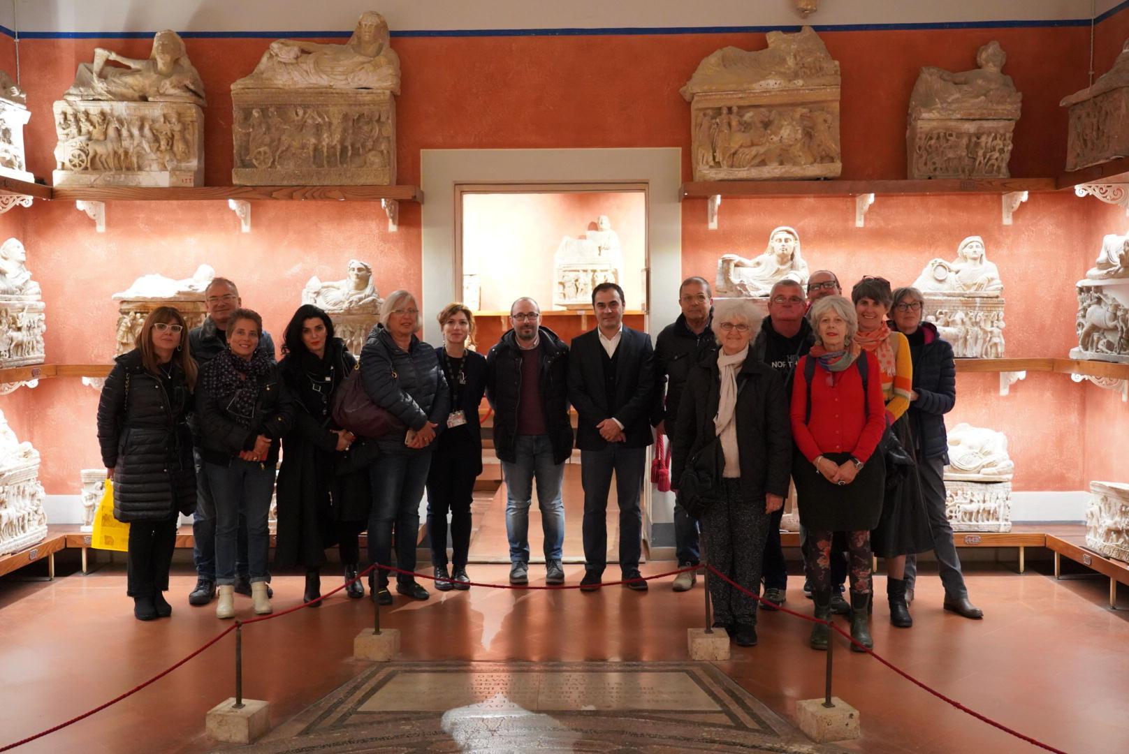 Il gruppo di lettori del Tirreno al Museo Guarnacci