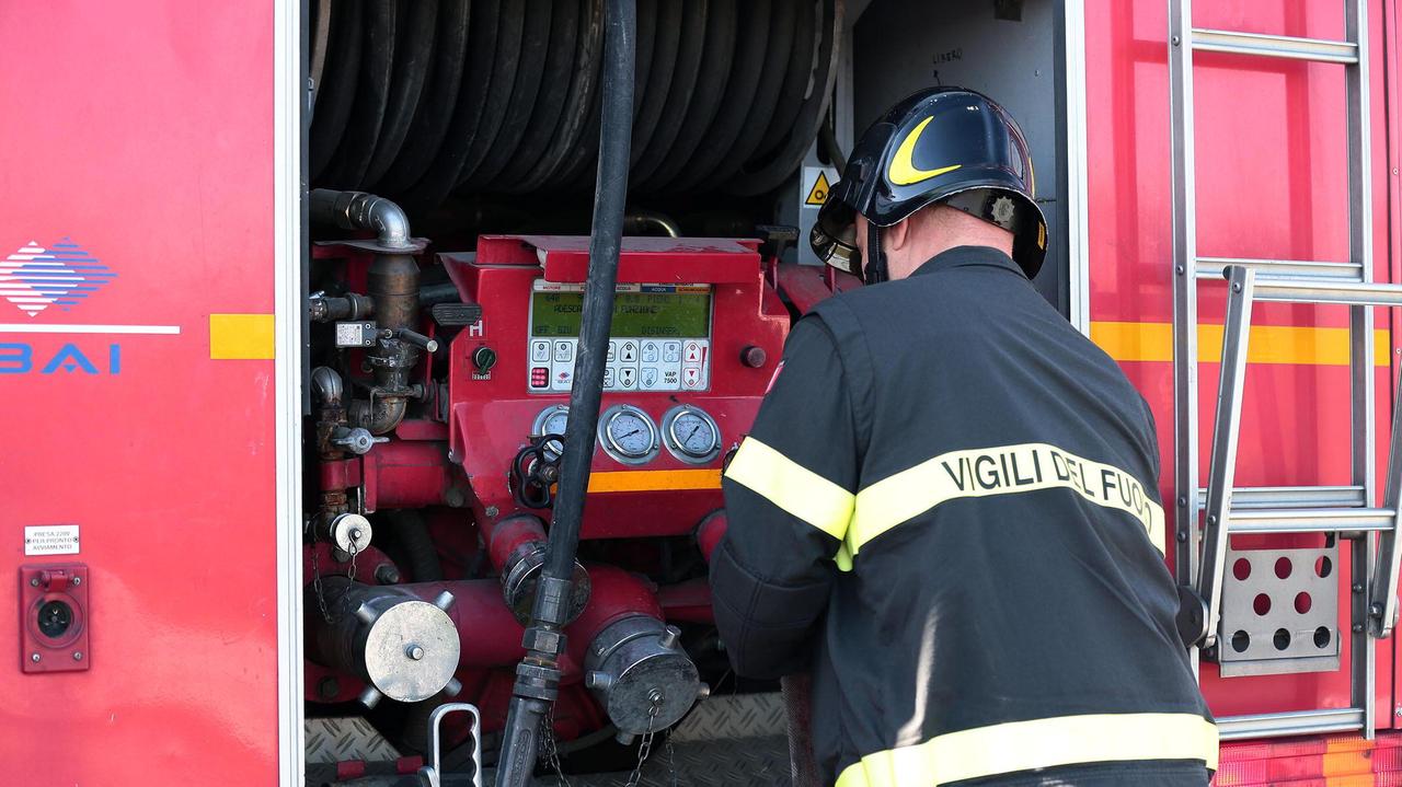 Due feriti nello scontro tra tre auto sulla 429