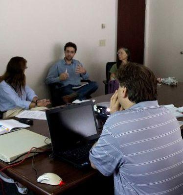 «Sono un sindacalista della sigla Pinco Pallo» E la trattativa salta 