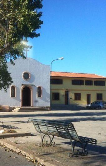 La piazza al buio da dieci giorni 