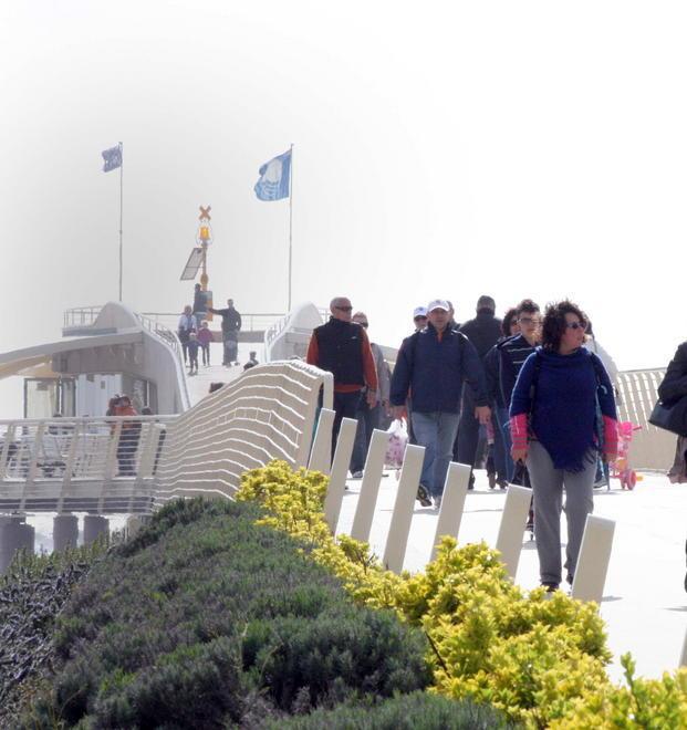 Pasqua in bianco e nero I turisti arrivano in camper Bene solo gli hotel di lusso 