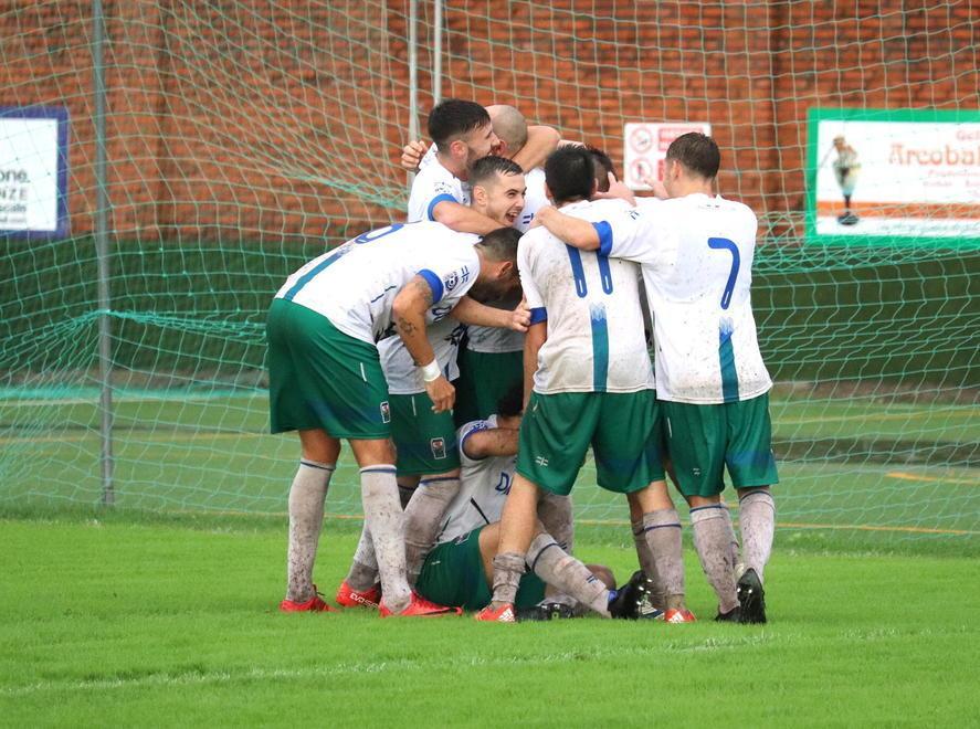 Il SeraPozzi rimonta due gol alla Lucchese e sfiora il colpo del ko 