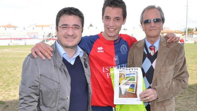 Ecco la carica dei 101 I rossoblù fanno festa con una raffica di gol