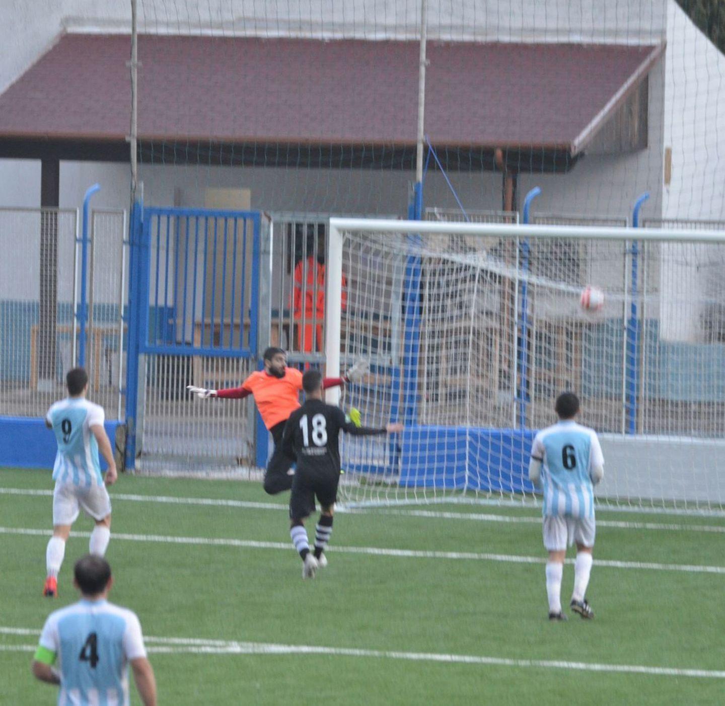 Un gol di Coco nel finale vale oro per lo Stintino 