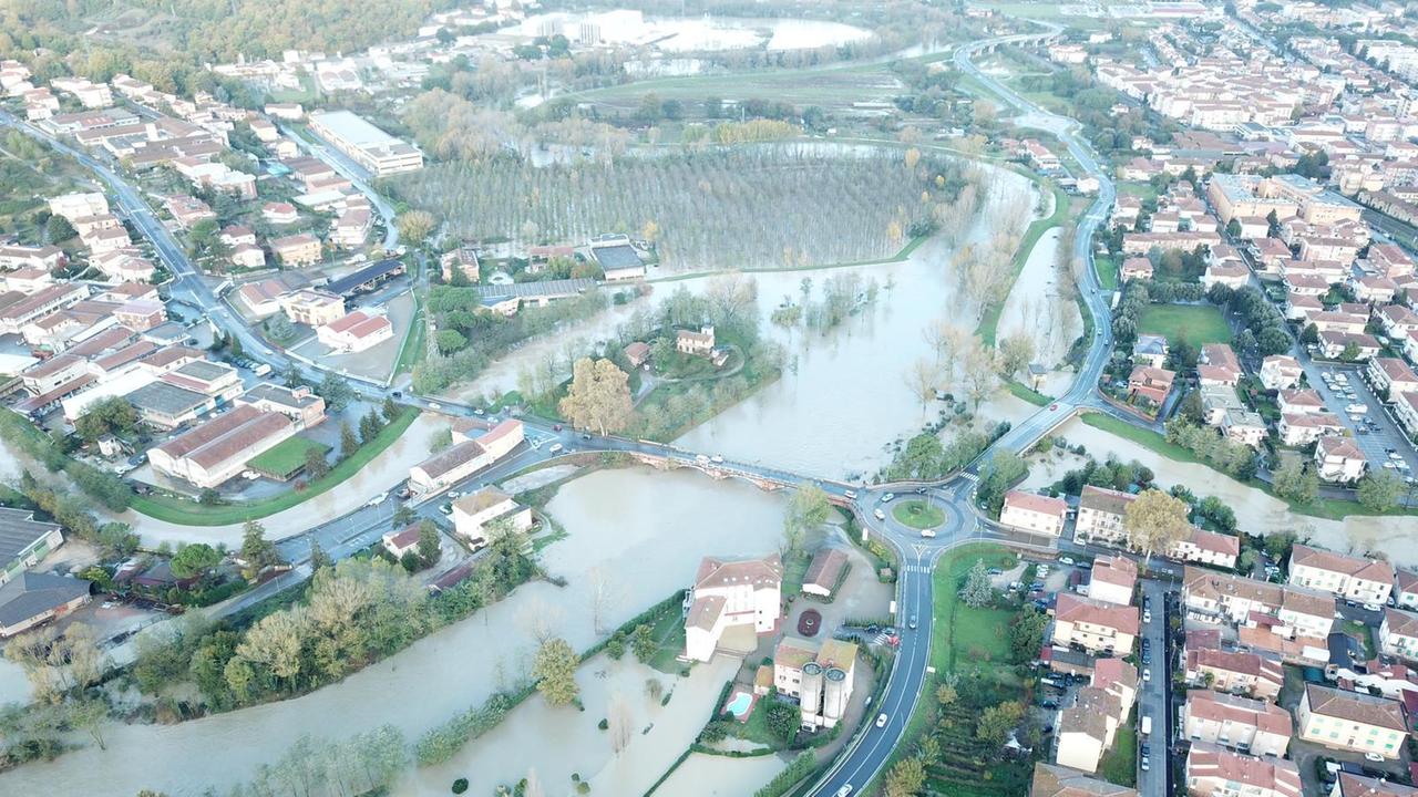 Una veduta aerea di Certaldo durante l'ondata di maltempo di domenica 17 novembre 2019