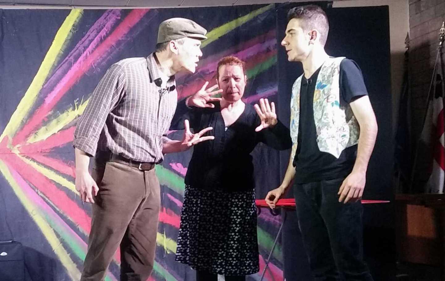 Barbariciridicoli in scena oltre Tirreno 