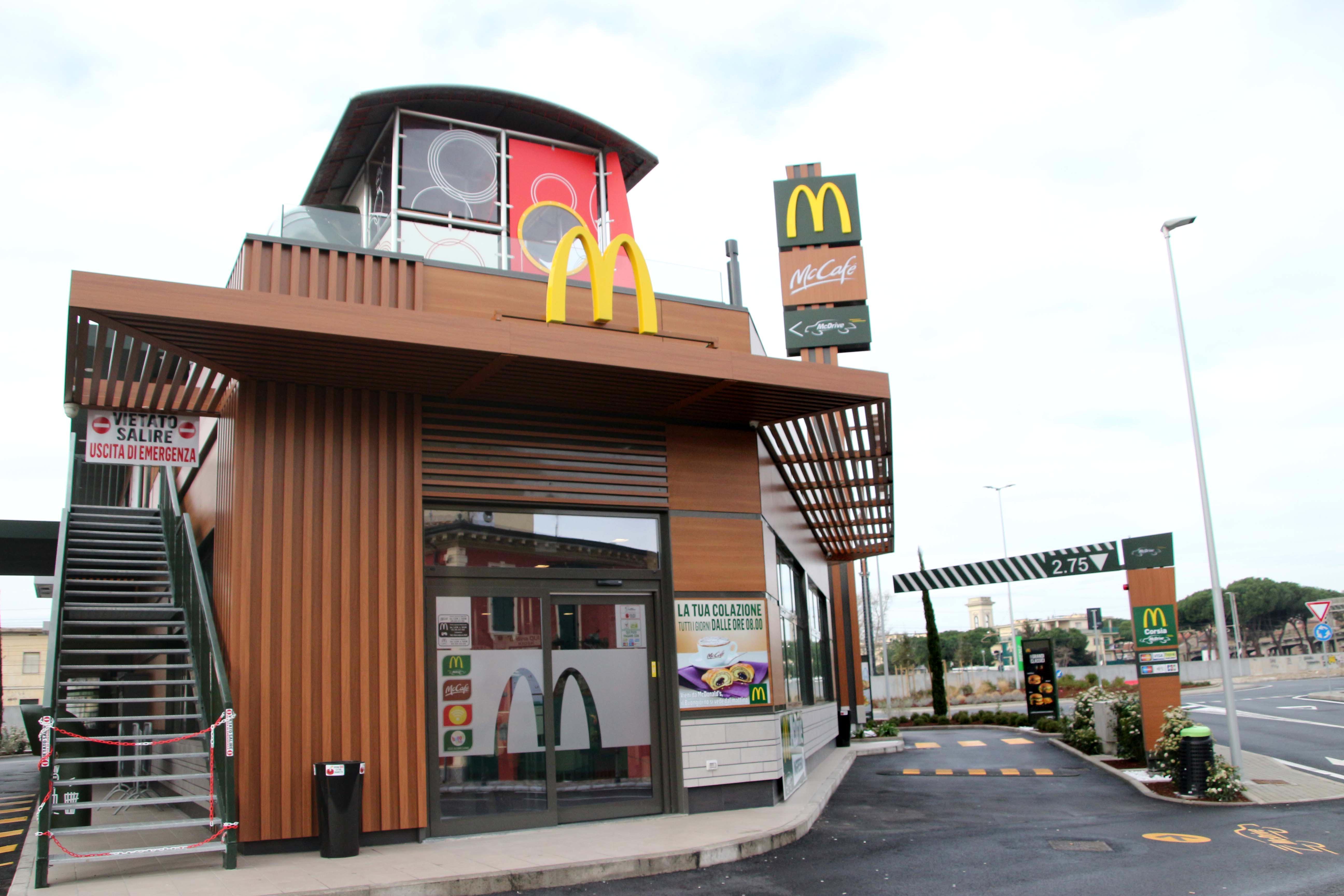 Nuovo McDonald’s apre a Livorno, trenta assunzioni 