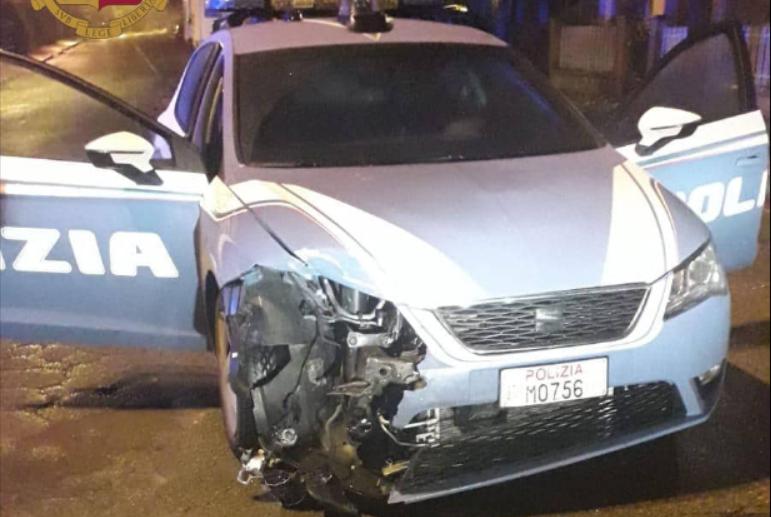 Modena: la polizia sventa un assalto ai Portali, inseguimento nella notte e due agenti feriti 