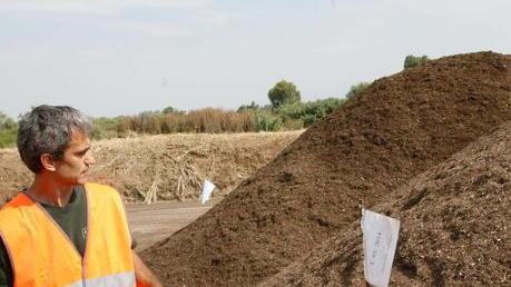 Controlli nelle case per il compostaggio con gli eco-vigili della Ideal Service