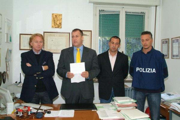 Ex calciatore di serie C denunciato per truffa a un edicolante dell’Arancio 
