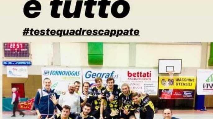 Sconfitti e derisi sui social dagli avversari i Vigili del Fuoco replicano con De Andrè