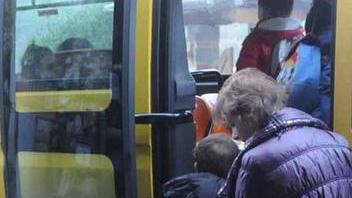 Salvo lo scuolabus l’azienda pagherà metà degli stipendi