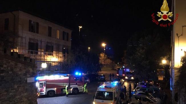 Incendio in un sottotetto, 2 morti a Milano 
