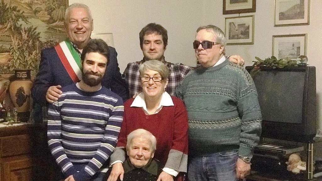 Un momento dei festeggiamenti per Emma Fattori, centenaria