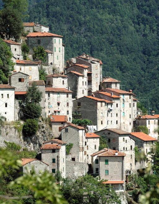 Archeologi a Lucchio a caccia di reperti del nostro passato 