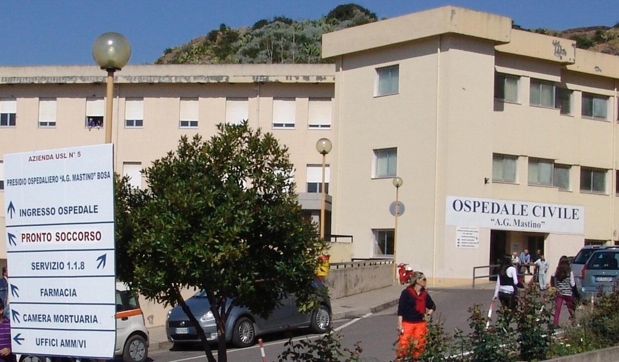 Bosa, l’assenza del pediatra punta di una sanità malata 