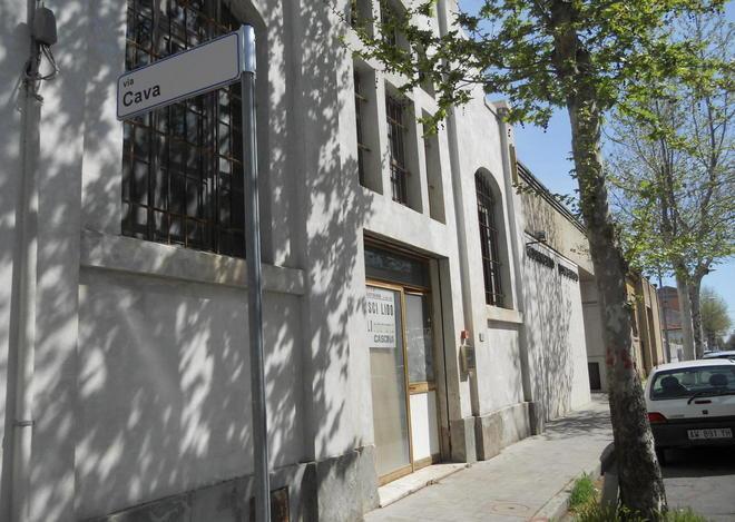 Vede le fiamme, evita gravi danni 