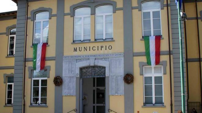 I sostenitori di Buratti: «No a politici vip a Forte»