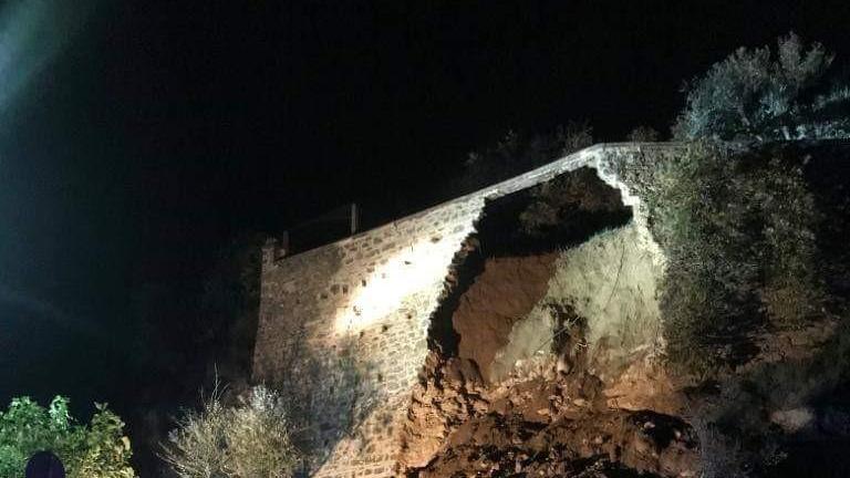 Paura per una frana a Montebradoni nella notte - Video
