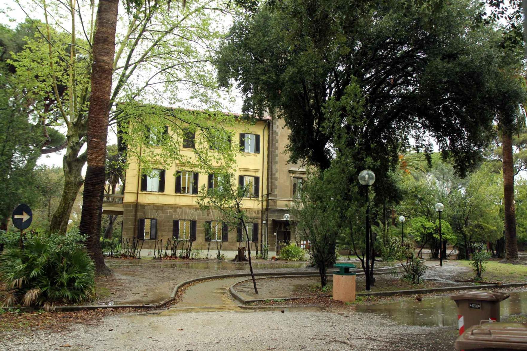 Furto nella notte alle scuole Dal Borro: bambini a casa 
