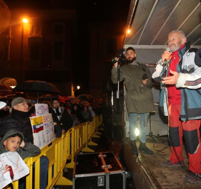 Sardine a Reggio Emilia, anche Adelmo Cervi sul palco: «Bella Ciao sia inno nazionale»