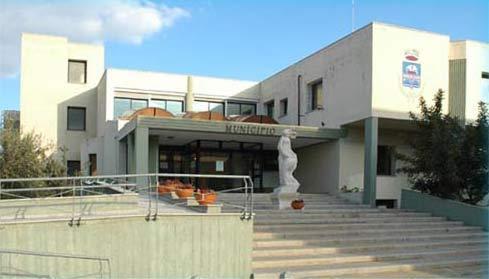 Il municipio di Orosei, immagine di repertorio